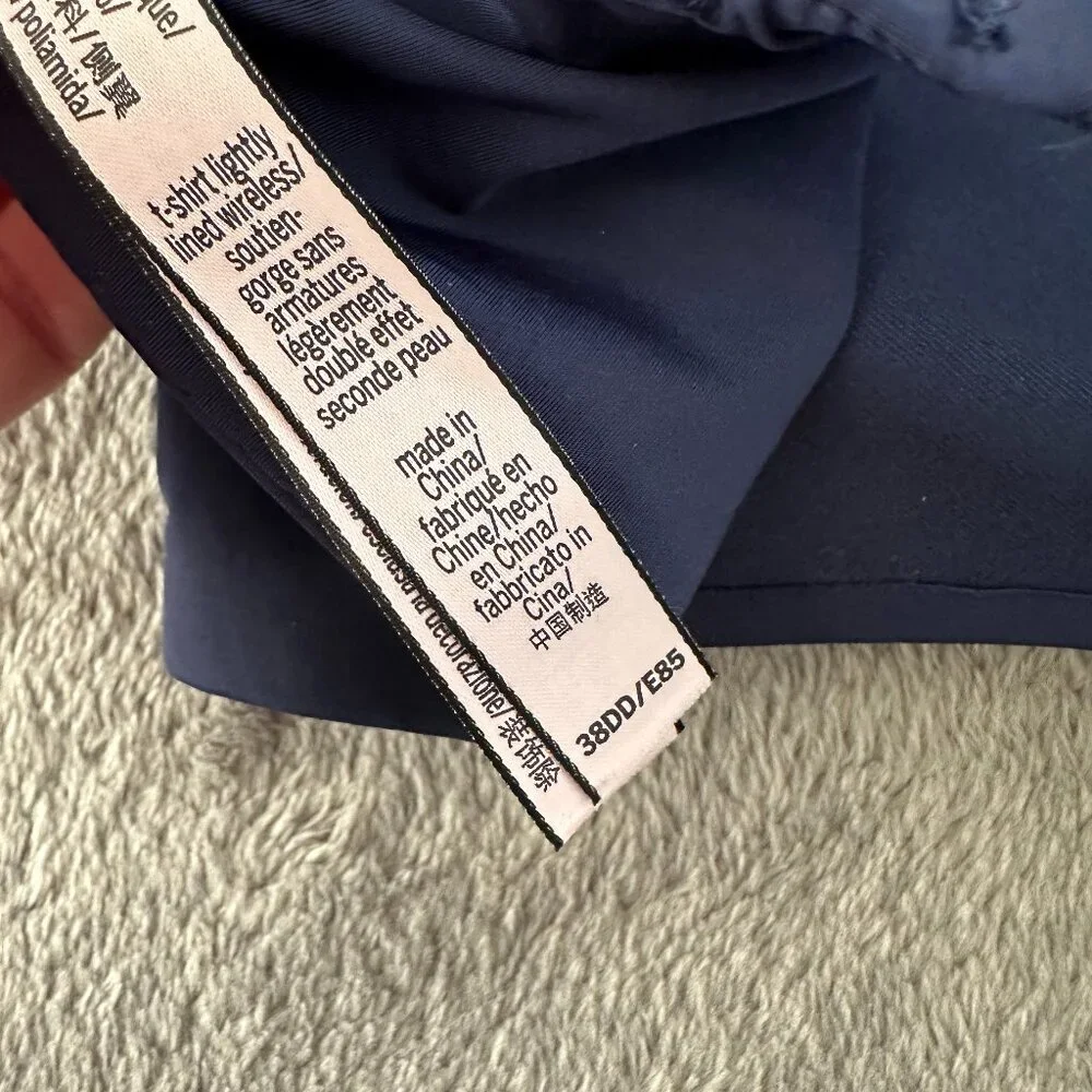 Victoria's Secret T-Shirt Lightly Lined Wireless Bra Navy Blue Women's 38DD 38E